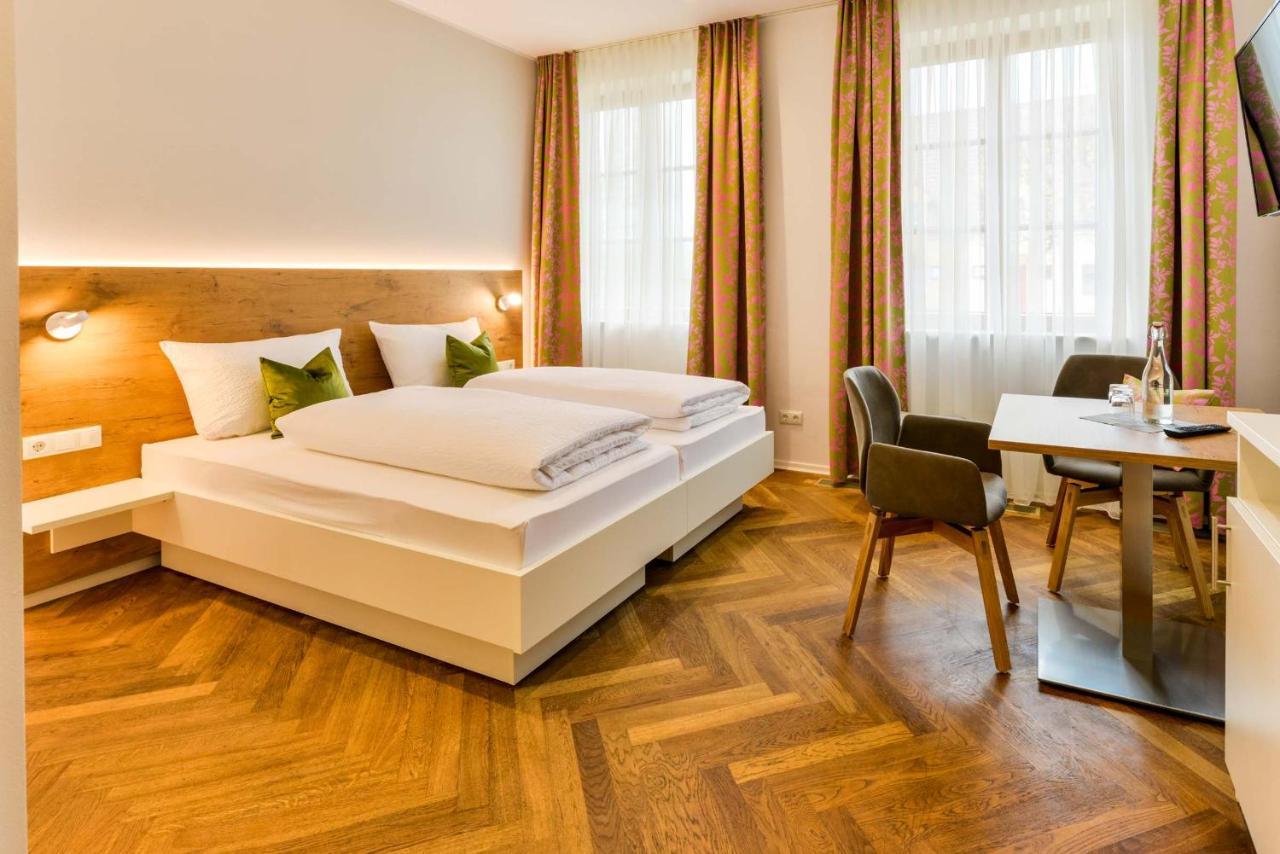 Bett'N Glueck - Uebernachtung & Fruehstueck Bed & Breakfast ซุสมาร์สเฮาเซน ภายนอก รูปภาพ